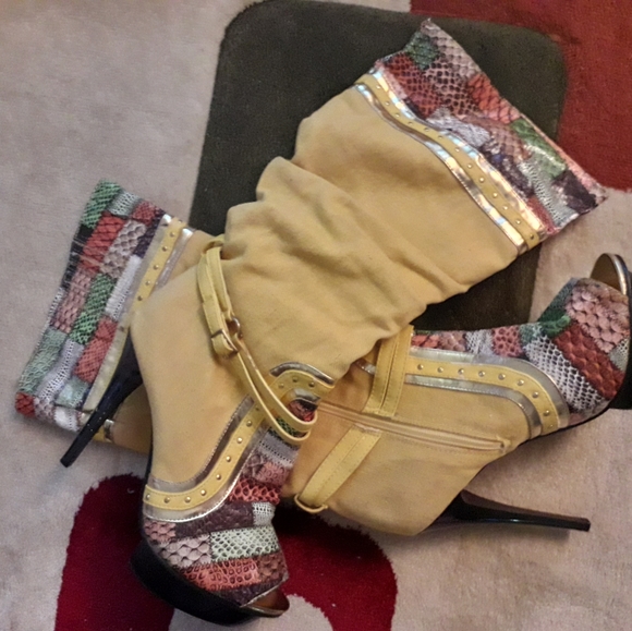 Multicolored Boots - Picture 2 of 3